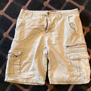 No boundaries cargo shorts